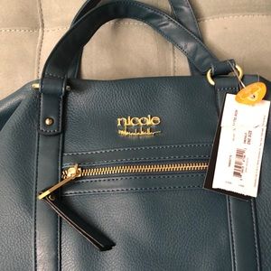 New green purse 👜!!